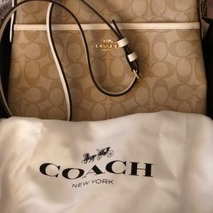 Coach New York Messenger Crossbody